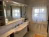 Sehr großzügige Wohnung mit Wintergarten im Oberdorf von Fellbach zu verkaufen - Badezimmer