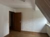 3-Familienhaus (sanierungsbedürftig) in bester Wohnlage von Fellbach - DG Zimmer