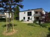 Familientraum am Waldrand: Modern saniertes Einfamilienhaus mit sehr großem Garten, PV & Sauna - Hausansicht