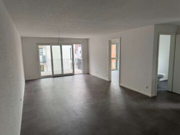 Lichtdurchflutete Neubauwohnung mit zwei Balkonen – stilvolles Wohnen in Fellbach-Oeffingen, 70736 Fellbach, Wohnung