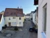 Frisch renovierte 3-Zimmer-Wohnung mit zwei Balkonen im Zentrum von Oeffingen - Ausblick Balkon Küche