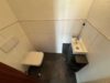 Frisch renovierte 3-Zimmer-Wohnung mit zwei Balkonen im Zentrum von Oeffingen - WC