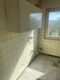 Große 3,5 Zimmer-Wohnung am Ortsrand von Fellbach - sanierungsbedürftig und sofort frei! - Küche