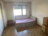 Große 3,5 Zimmer-Wohnung am Ortsrand von Fellbach - sanierungsbedürftig und sofort frei! - Schlafzimmer