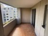 Sonnige 2,5-Zimmer-Wohnung mit Westbalkon und traumhaftem Weitblick und Aufzug in Sommerrain - Balkon