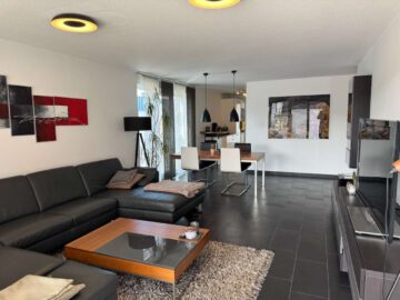 Stilvoll wohnen in Fellbach Schmiden – möbliert, zwei Terrassen und Tiefgarage inklusive, 70736 Fellbach, Etagenwohnung