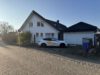 Repräsentative Villa mit außergewöhnlicher Architektur, Einliegerwohnung & 4 Garagenplätzen - Hausansicht