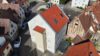 Mittendrin im Fellbacher Oberdorf - Drei-Zimmer-Wohnung mit Stellplatz - Hausansicht