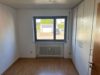 Großzügige Vier-Zimmer-Wohnung mit Süd-Westbalkon, Stellplatz und viel Gestaltungspotenzial - Zimmer 1