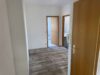 Rohdiamant im Herzen von Fellbach – großzügige Dachgeschosswohnung mit Loggia und viel Potenzial - Eingangsbereich