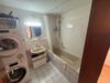 3-Zimmer-Wohnung mit Balkon und Tiefgarage – zentral gelegen und nah am Fellbacher Bahnhof - Badezimmer