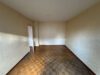 Großzügige sanierungsbedürftige 4 Zimmer-Wohnung mit Balkon am Feldrand von Fellbach - Schlafzimmer 1